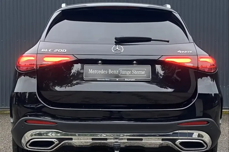 Mercedes-Benz GLC 200 din 2024 cu 41.230 km - oferta MER152042 - foto 3