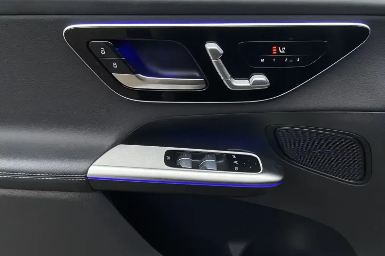 Mercedes-Benz GLC 200 din 2024 cu 41.230 km - oferta MER152042 - foto 12