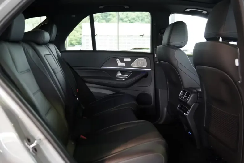 Mercedes-Benz GLE 450 din 2024 cu 30.000 km - oferta MER152050 - foto 12