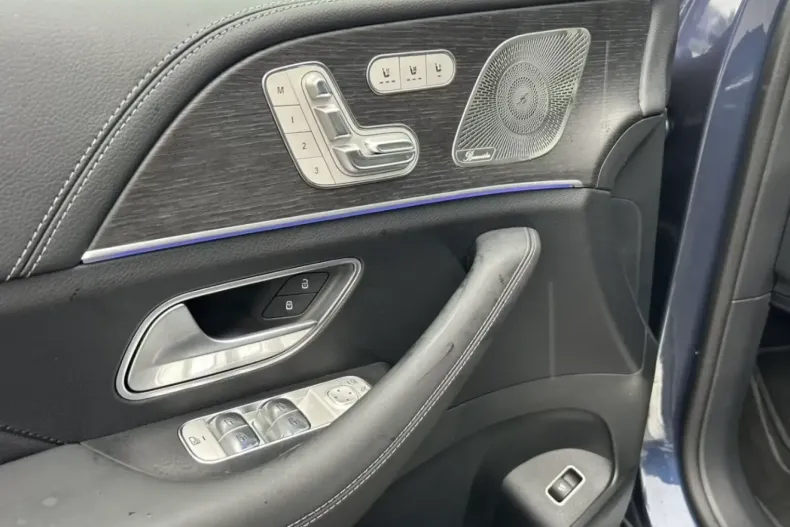 Mercedes-Benz GLE 450 din 2025 cu 8.000 km - oferta MER152054 - foto 9