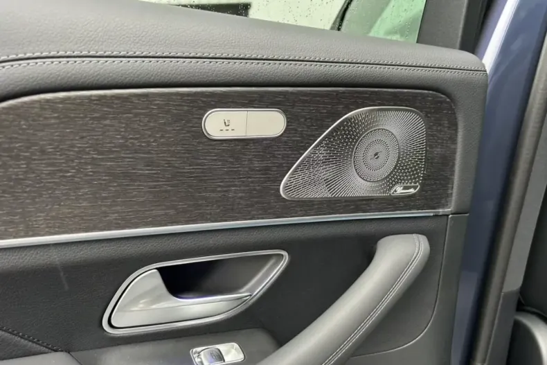 Mercedes-Benz GLE 450 din 2025 cu 8.000 km - oferta MER152054 - foto 16