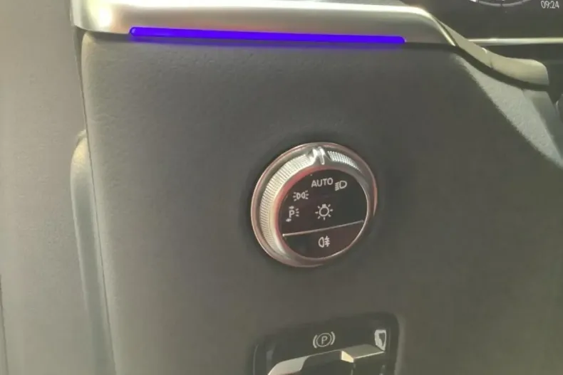 Mercedes-Benz GLC 200 din 2024 cu 9.598 km - oferta MER152057 - foto 15