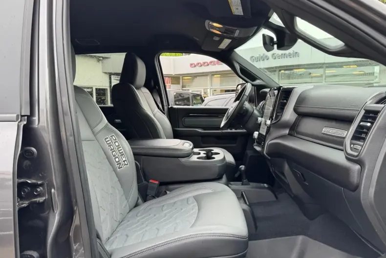 Dodge RAM din 2023 cu 22.450 km - oferta DOD152068 - foto 17