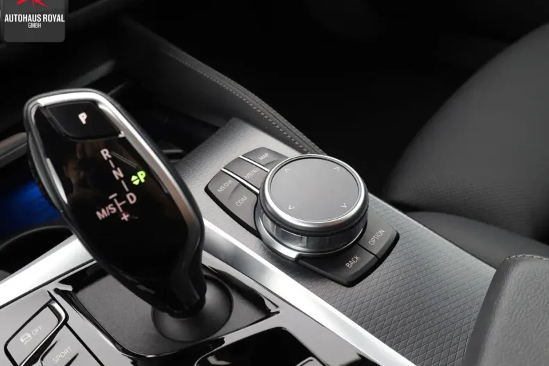 BMW 530 din 2022 cu 39.936 km - oferta BMW152069 - foto 10