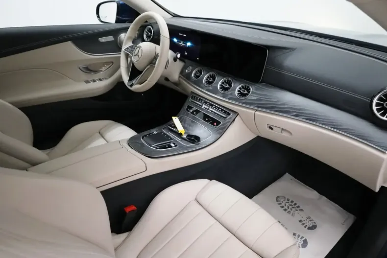 Mercedes-Benz E 200 din 2021 cu 46.400 km - oferta MER152070 - foto 4