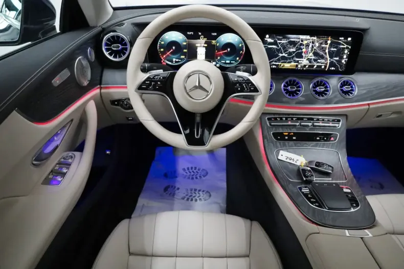 Mercedes-Benz E 200 din 2021 cu 46.400 km - oferta MER152070 - foto 11