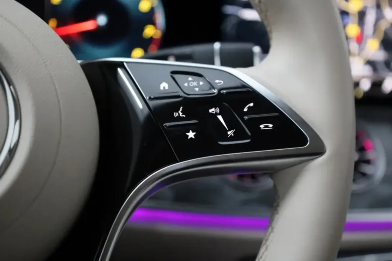 Mercedes-Benz E 200 din 2021 cu 46.400 km - oferta MER152070 - foto 21