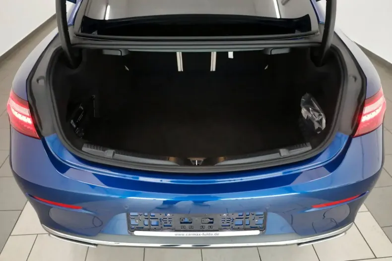 Mercedes-Benz E 200 din 2021 cu 46.400 km - oferta MER152070 - foto 31