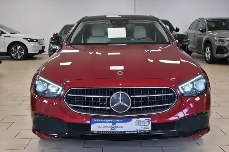 Mercedes-Benz E 300 din 2020 cu 10.104 km - oferta MER152072 - foto 2