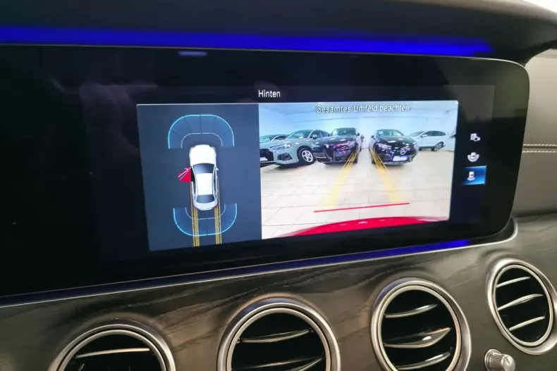 Mercedes-Benz E 300 din 2020 cu 10.104 km - oferta MER152072 - foto 26