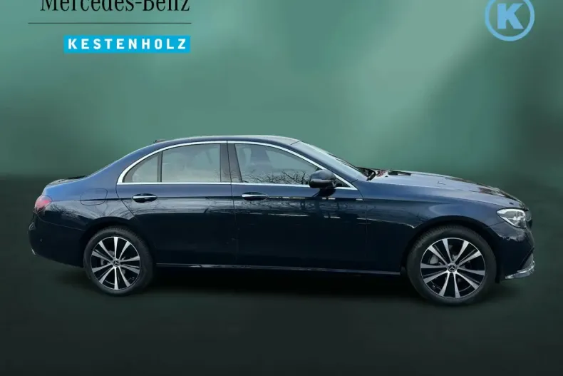 Mercedes-Benz E 300 din 2021 cu 45.934 km - oferta MER152076 - foto 3