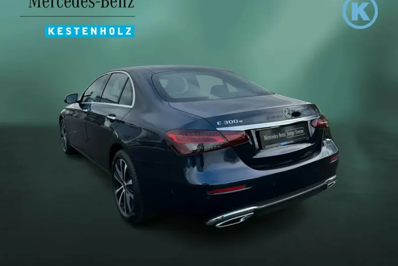 Mercedes-Benz E 300 din 2021 cu 45.934 km - oferta MER152076 - foto 5