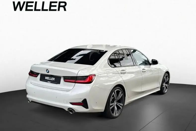 BMW 330 din 2021 cu 59.259 km - oferta BMW152084 - foto 3