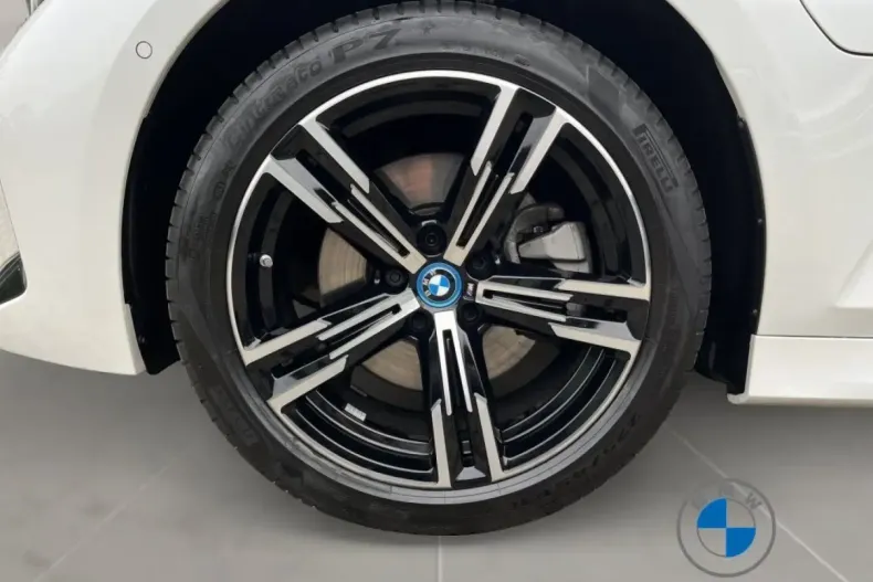 BMW 330 din 2024 cu 27.093 km - oferta BMW152092 - foto 4