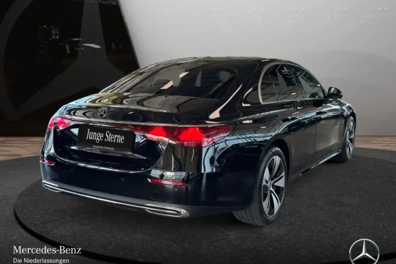 Mercedes-Benz E 300 din 2024 cu 17.313 km - oferta MER152094 - foto 5