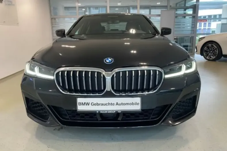 BMW 530 din 2022 cu 68.949 km - oferta BMW152098 - foto 1