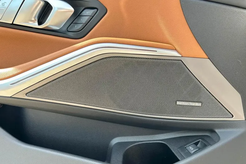 BMW 330 din 2024 cu 23.658 km - oferta BMW152100 - foto 27