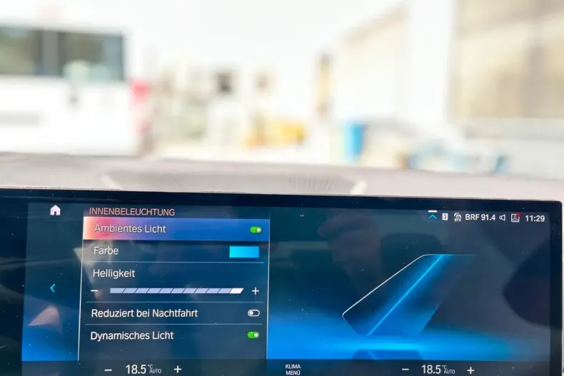 BMW 330 din 2024 cu 23.658 km - oferta BMW152100 - foto 32