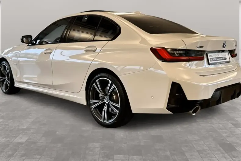 BMW 330 din 2024 cu 16.916 km - oferta BMW152101 - foto 2