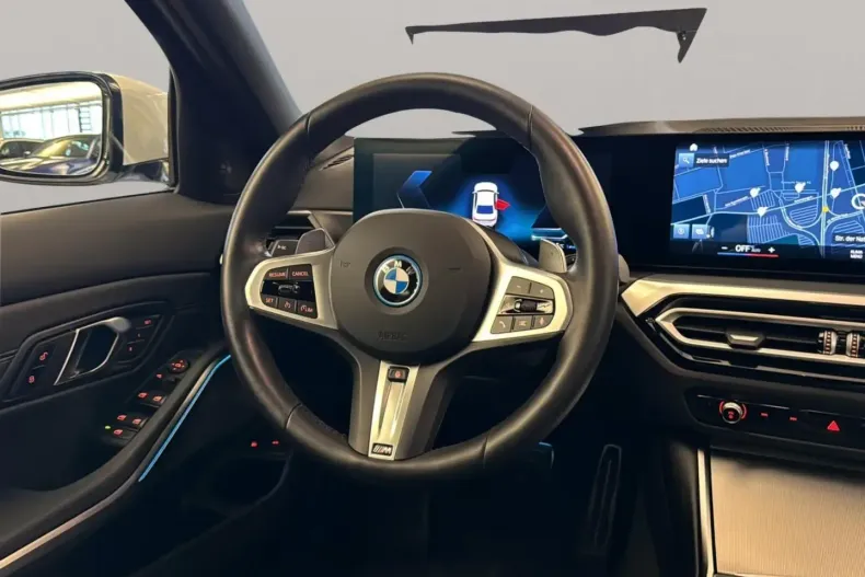 BMW 330 din 2024 cu 16.916 km - oferta BMW152101 - foto 13