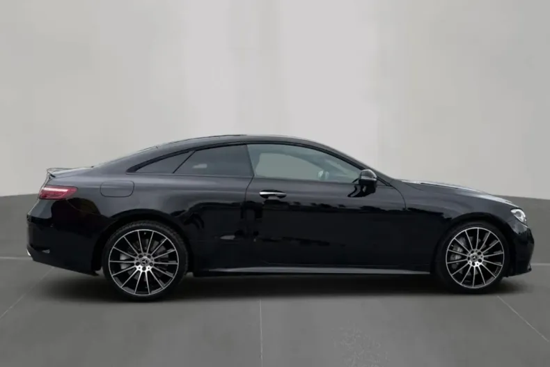 Mercedes-Benz E 450 din 2021 cu 54.900 km - oferta MER152107 - foto 5