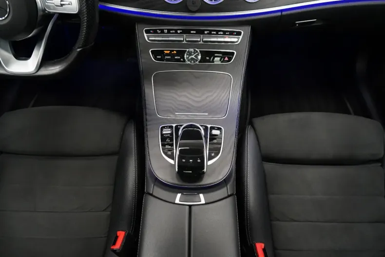 Mercedes-Benz E 200 din 2020 cu 63.000 km - oferta MER152109 - foto 28