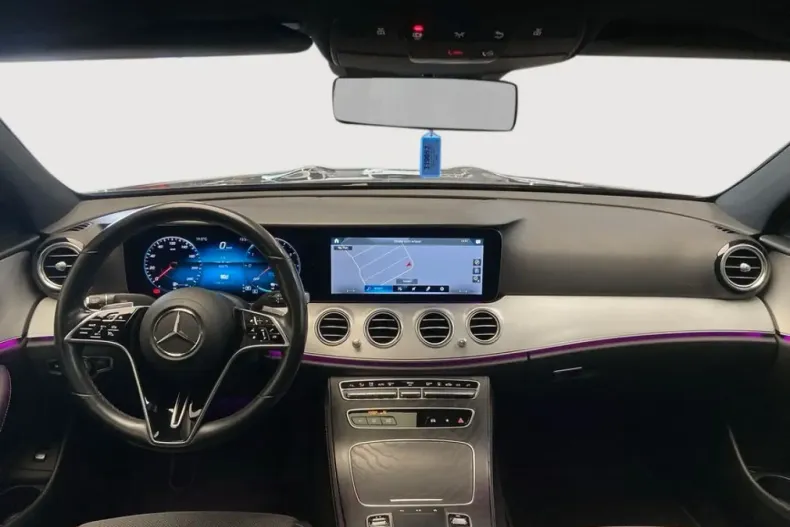 Mercedes-Benz E 300 din 2021 cu 65.474 km - oferta MER152110 - foto 8