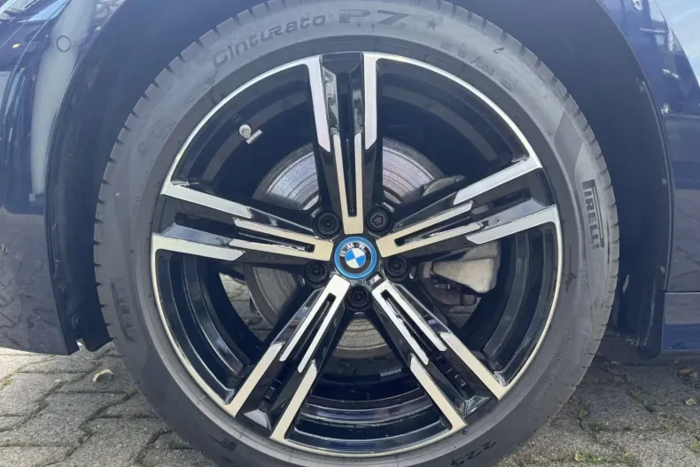 BMW 330 din 2024 cu 23.175 km - oferta BMW152112 - foto 8