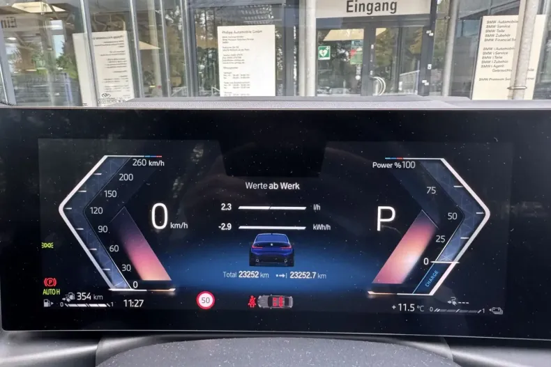 BMW 330 din 2024 cu 23.175 km - oferta BMW152112 - foto 17