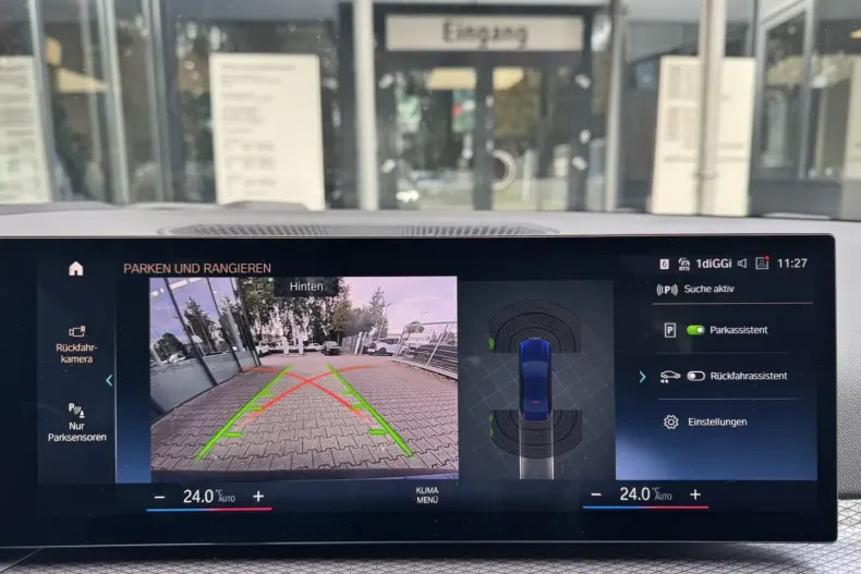 BMW 330 din 2024 cu 23.175 km - oferta BMW152112 - foto 18