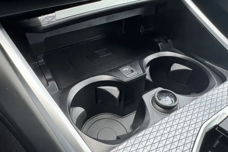 BMW 330 din 2024 cu 23.175 km - oferta BMW152112 - foto 22