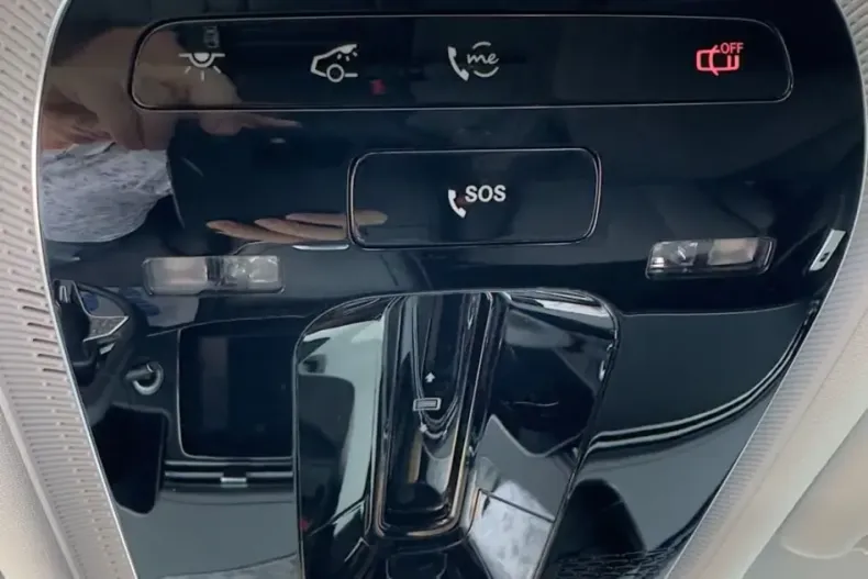 Mercedes-Benz E 200 din 2023 cu 41.149 km - oferta MER152115 - foto 31