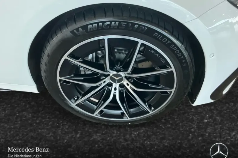 Mercedes-Benz E 53 AMG din 2024 cu 12.359 km - oferta MER152126 - foto 4