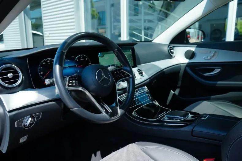 Mercedes-Benz E 220 din 2021 cu 74.500 km - oferta MER152128 - foto 6