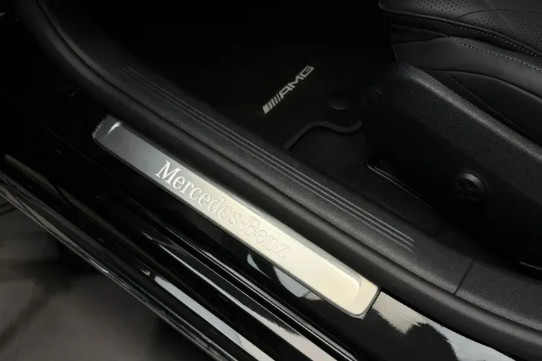 Mercedes-Benz E 450 din 2024 cu 34.568 km - oferta MER152129 - foto 10