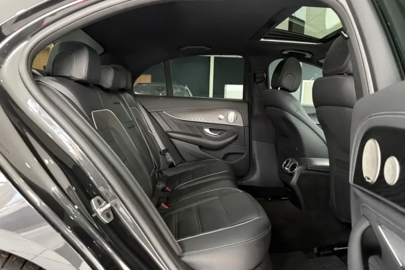 Mercedes-Benz E 63 AMG din 2022 cu 54.000 km - oferta MER152130 - foto 13