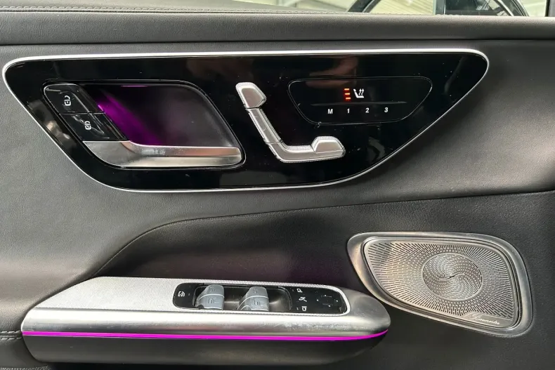 Mercedes-Benz GLC 63 AMG din 2024 cu 38.418 km - oferta MER152133 - foto 8