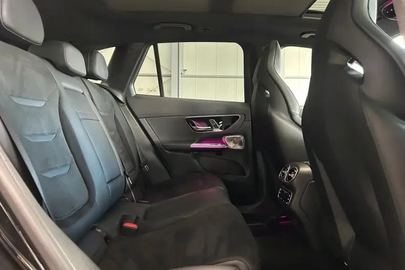 Mercedes-Benz GLC 63 AMG din 2024 cu 38.418 km - oferta MER152133 - foto 16