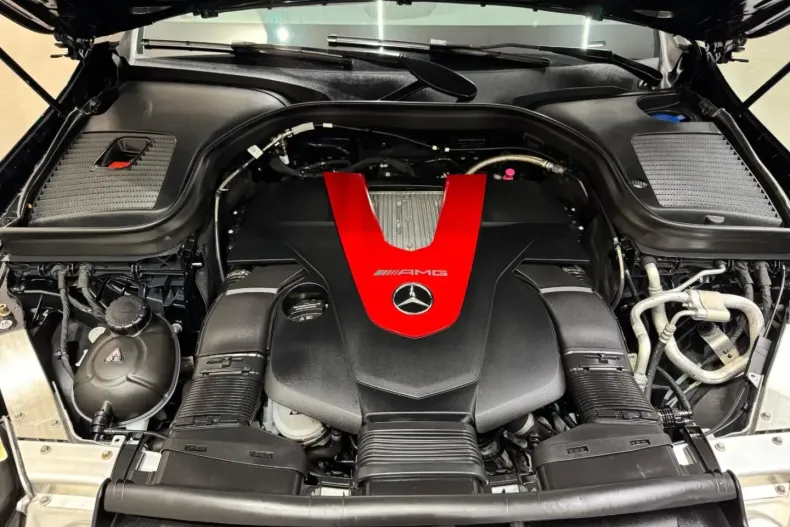 Mercedes-Benz GLC 43 AMG din 2021 cu 83.000 km - oferta MER152135 - foto 6