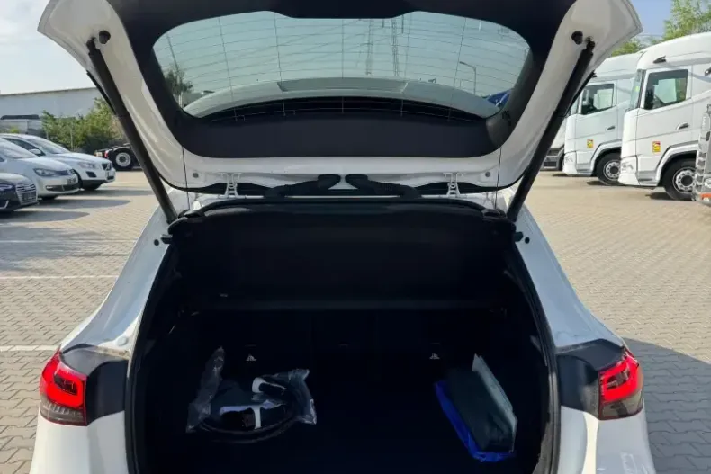 Mercedes-Benz EQA din 2021 cu 73.501 km - oferta MER152144 - foto 13