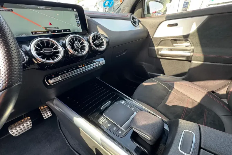 Mercedes-Benz EQA din 2021 cu 73.501 km - oferta MER152144 - foto 23