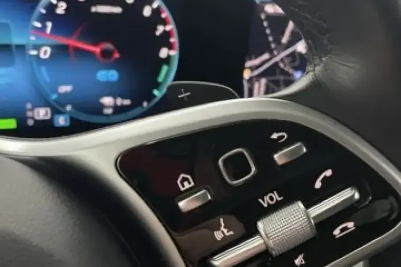 Mercedes-Benz GLE 350 din 2021 cu 63.125 km - oferta MER152145 - foto 19