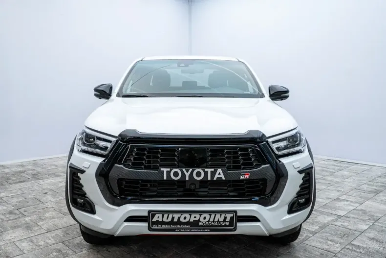 Toyota Hilux din 2024 cu 23.000 km - oferta TOY152146 - foto 6