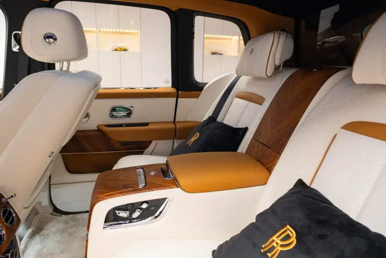 Rolls-Royce Cullinan din 2025 cu 3.500 km - oferta ROL152155 - foto 7