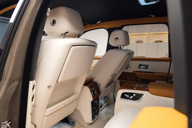 Rolls-Royce Cullinan din 2025 cu 3.500 km - oferta ROL152155 - foto 18