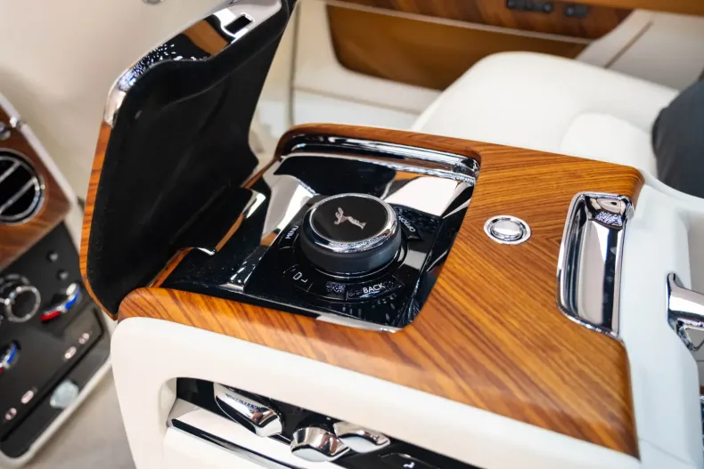 Rolls-Royce Cullinan din 2025 cu 3.500 km - oferta ROL152155 - foto 31