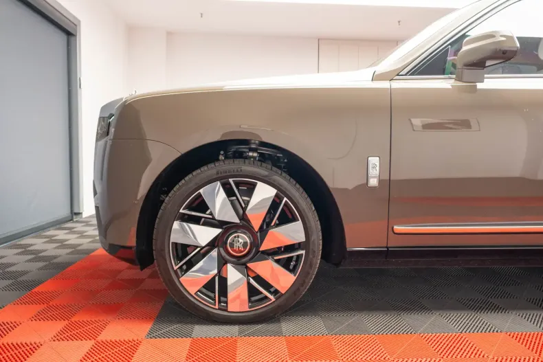 Rolls-Royce Cullinan din 2025 cu 3.500 km - oferta ROL152155 - foto 36