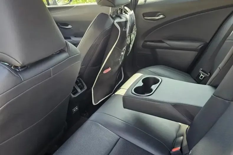 Lexus UX din 2021 cu 31.000 km - oferta LEX152156 - foto 8