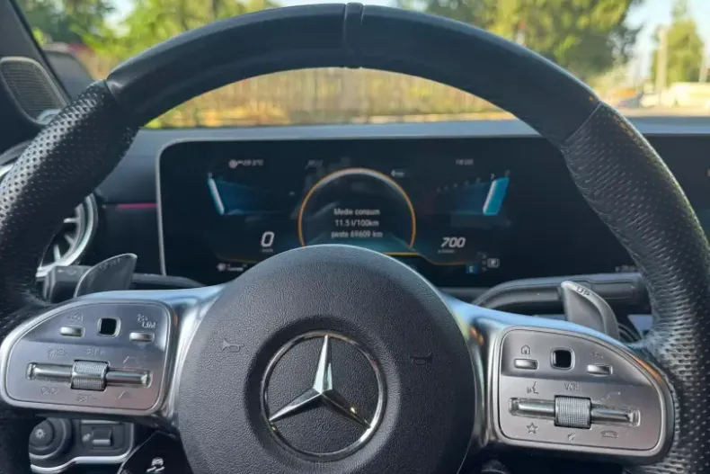 Mercedes-Benz CLA 35 AMG din 2020 cu 70.000 km - oferta MER152157 - foto 9