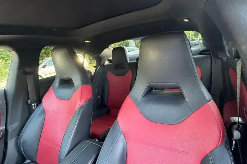 Mercedes-Benz CLA 35 AMG din 2020 cu 70.000 km - oferta MER152157 - foto 12